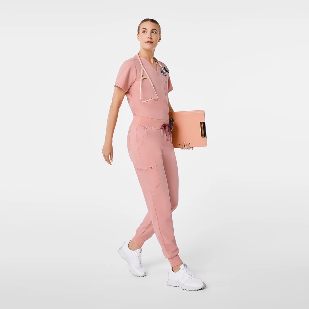 Figs Jamora scrub pants - pink sand